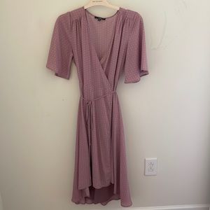 Lulu’s Farrah Mauve Print Midi Wrap Dress